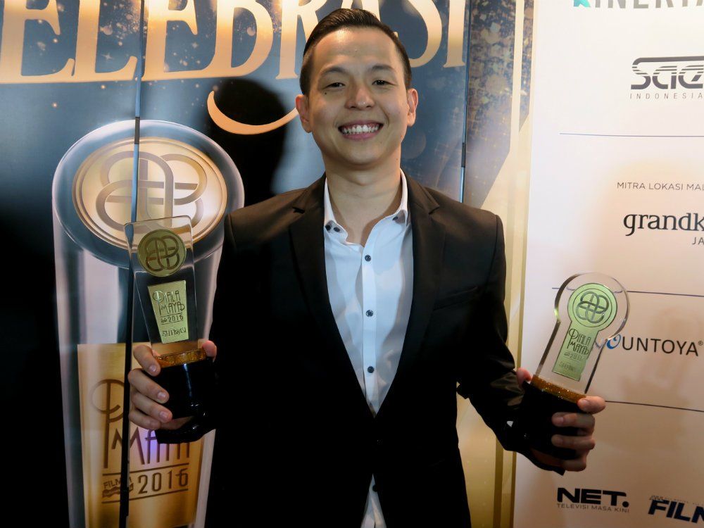 Prestasi dan Penghargaan Ernest Prakasa