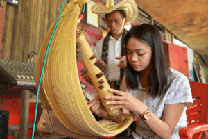 Cara Memodernkan Music Tradisional
