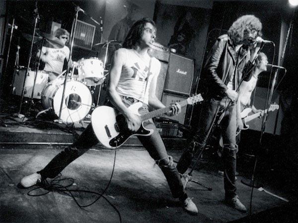 Sejarah Munculnya Music Punk Rock